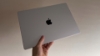 Macbook Pro 2020 روی دست